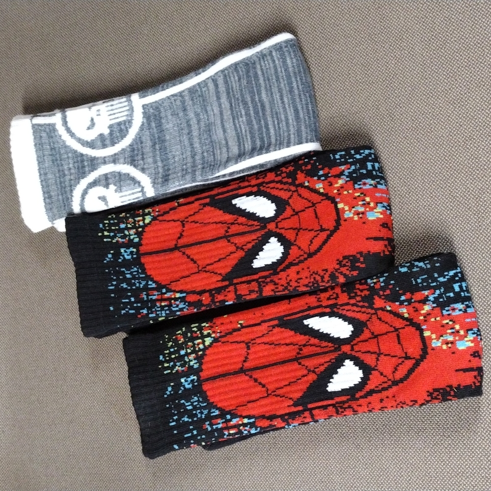 3 pair Marvel adult socks